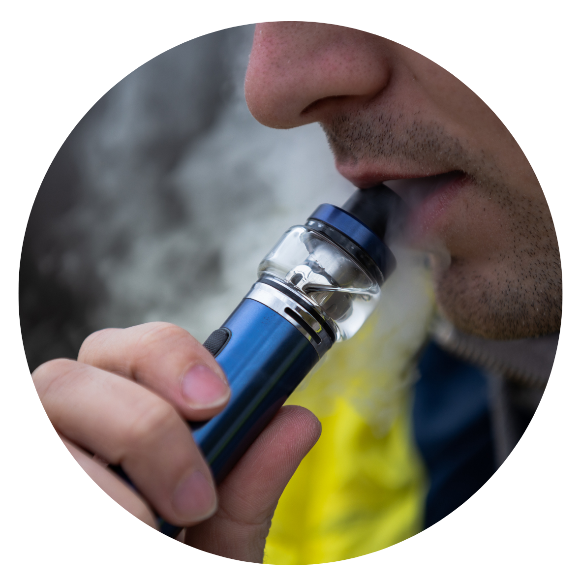 vaper vs fumer : lequel est le plus dangereux ?