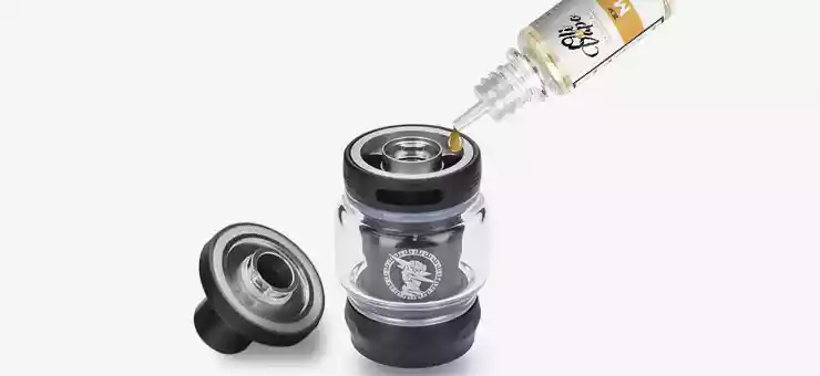 Technique de remplissage du clearomiseur du Kit M100 de chez Geek Vape