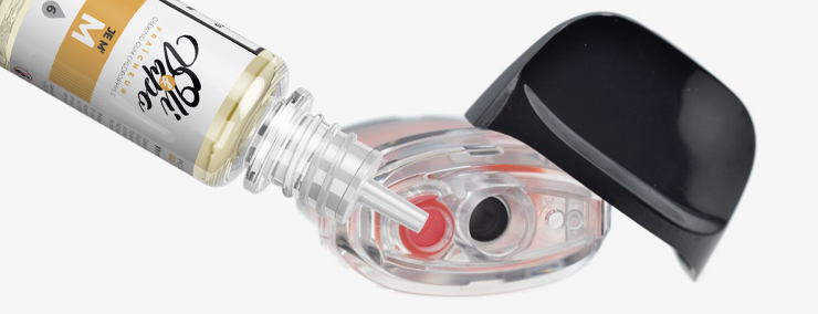 Image montrant la trappe de remplissage sur le pod du Kit Luxe QS Vaporesso