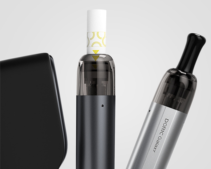 Visuel présentation du pod avec filtre et avec Drip Tip monté sur la Doric Galaxy de chez Voopoo