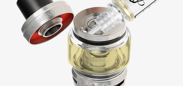 Image montrant la technique de remplissage du clearomiseur Vaporesso SKRR-S